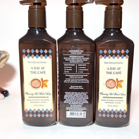 A DAY AT THE CAFE Gel Hand Soap - Picture 2 of 2